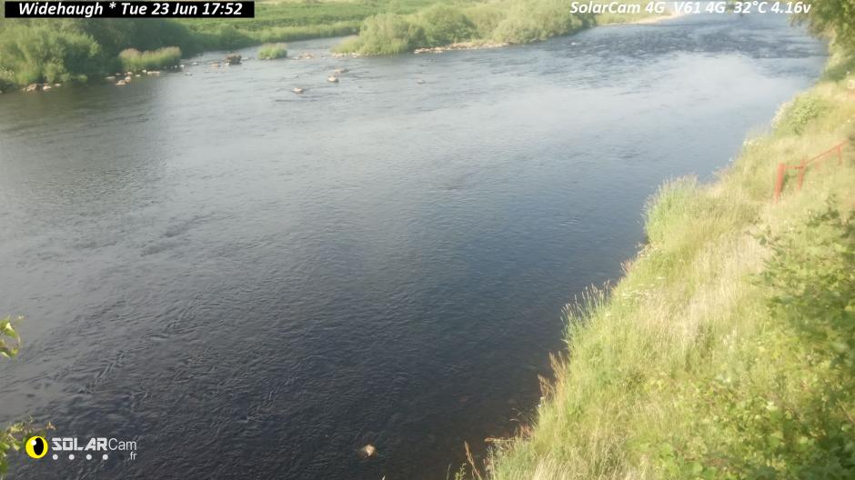 Wireless Solar Webcam Widehaugh en - solarcam.fr